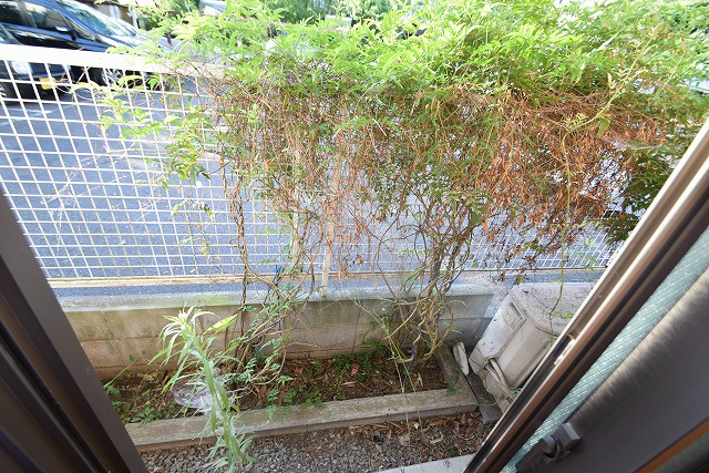 ヴィラ　オペラ ベランダ