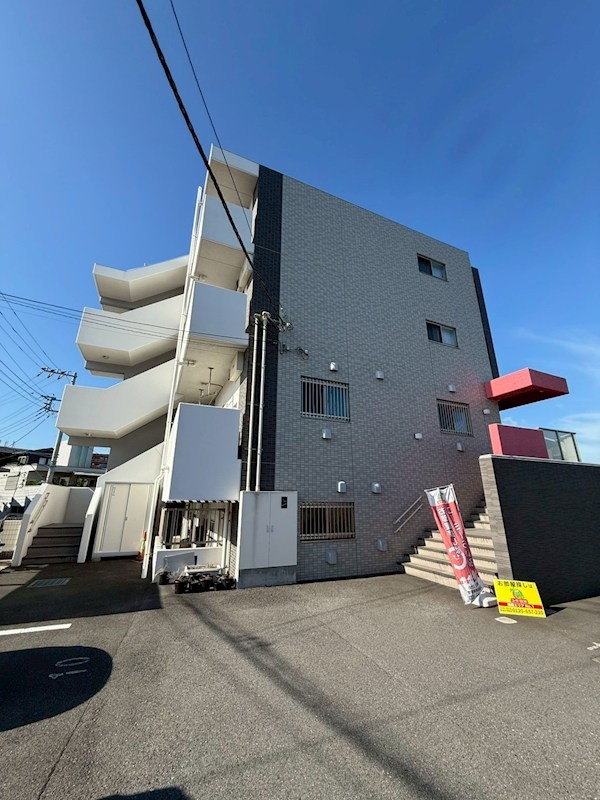 エターナル鶴巻 401号室 外観