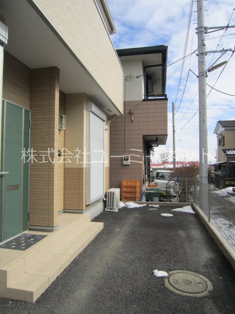 エルアルバ 玄関