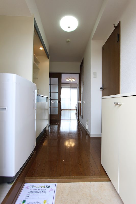 プロスペリティ旭湘南 玄関