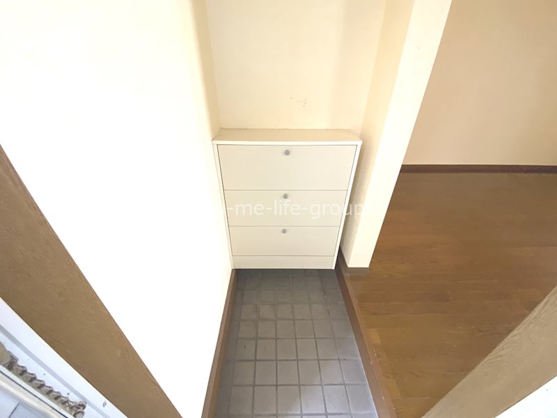 エリーナ南原 玄関