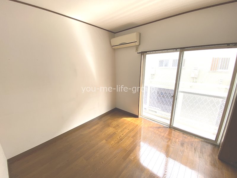 エリーナ南原 ベッドルーム