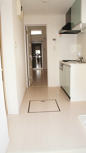 グランデ東海大 玄関