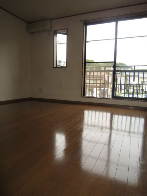 クラウンハイツ3 リビング