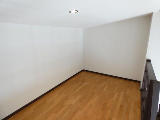 飯塚商事ビル ベッドルーム