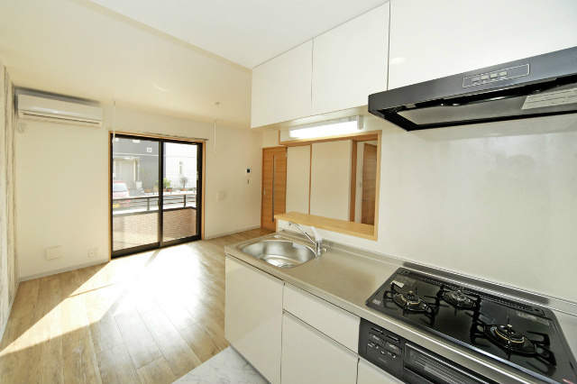 ラ ヴィーテ キッチン