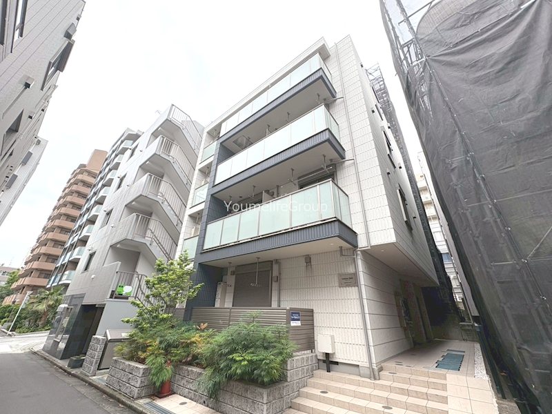 Ｌｕｍｉｅｒｅ　Ｍａｋｉ 301号室 外観