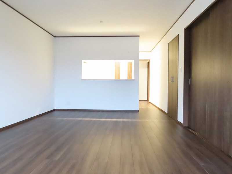 ソルヴィータ天王山Ⅰ リビング