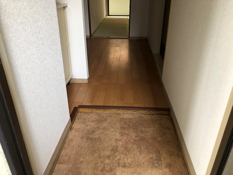 サンハイム平塚 玄関