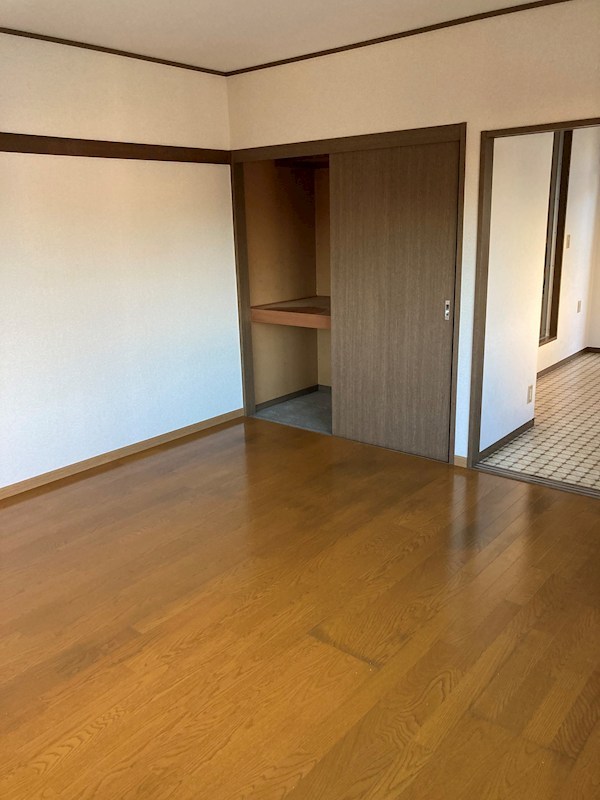 和海ハイツ ベッドルーム
