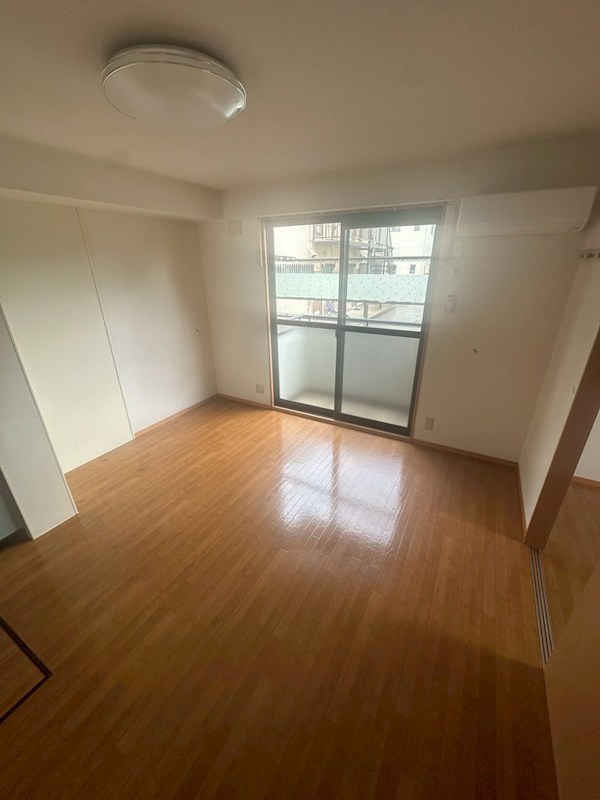 プラシード   リビング