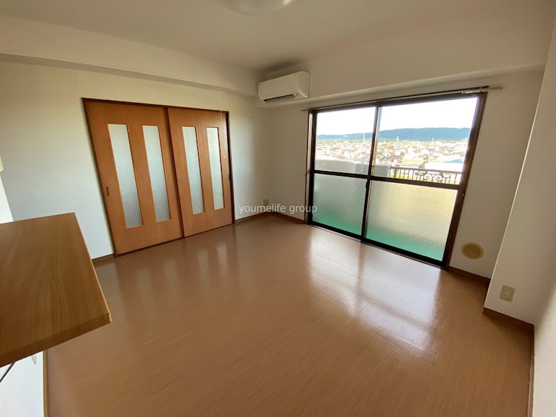 リバーサイドヒルズ西富水 リビング