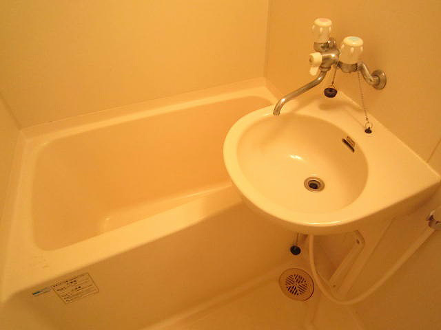 カサベルデ 風呂画像