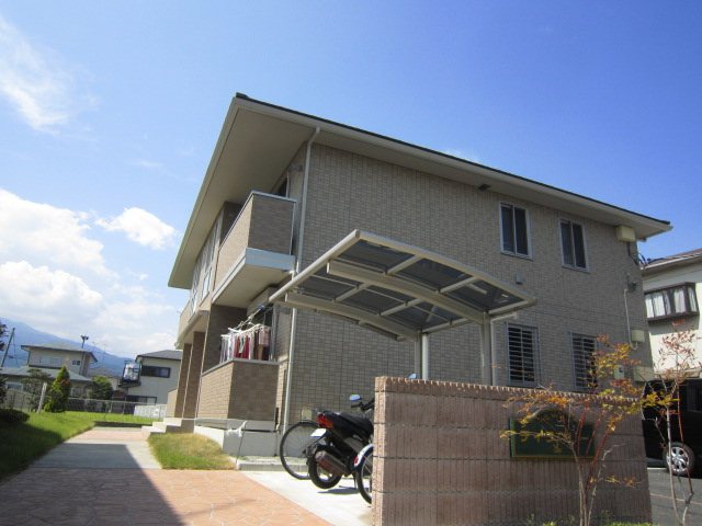 ティフベリー 202号室 外観