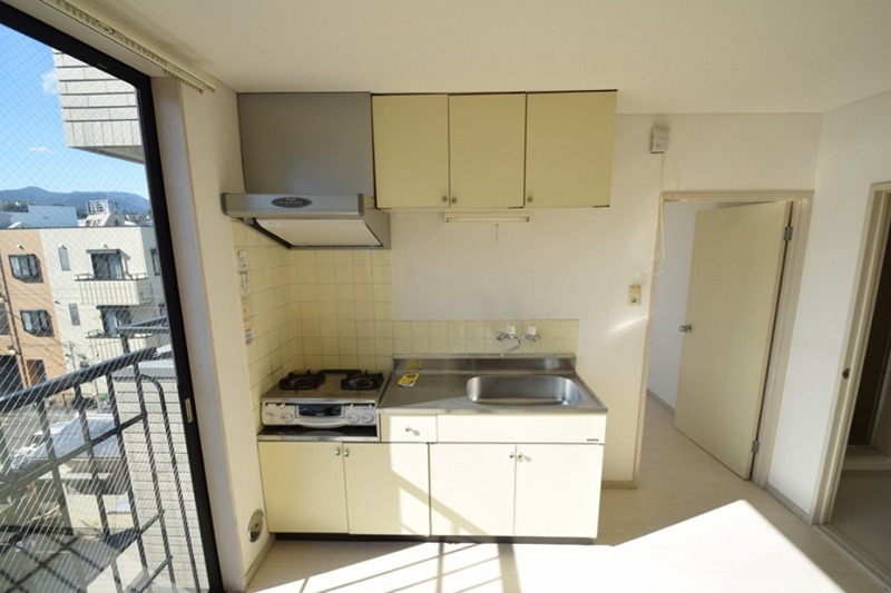 相湘11栄町ビル キッチン