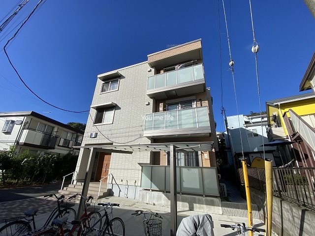 レフィアント鎌倉 201号室 外観