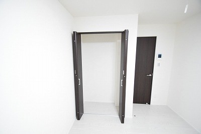 メーヴェ伊勢原 収納