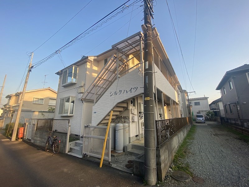 シルクハイツ 201号室 外観