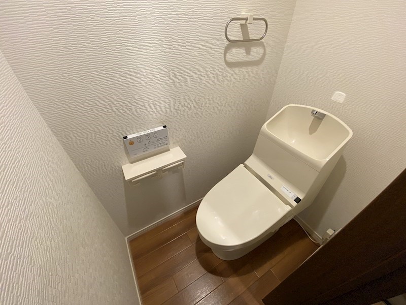 アジュール湘南 玄関