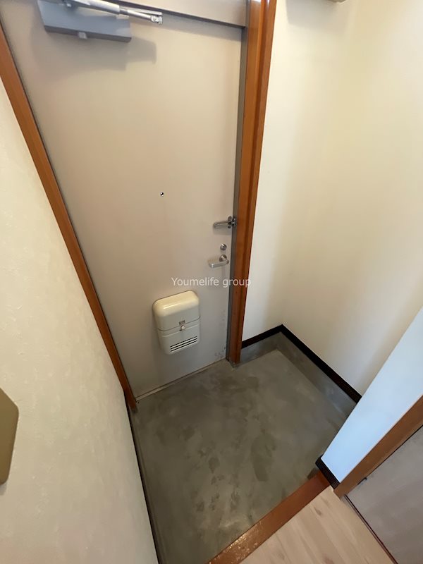 兎河原ハイツ 玄関