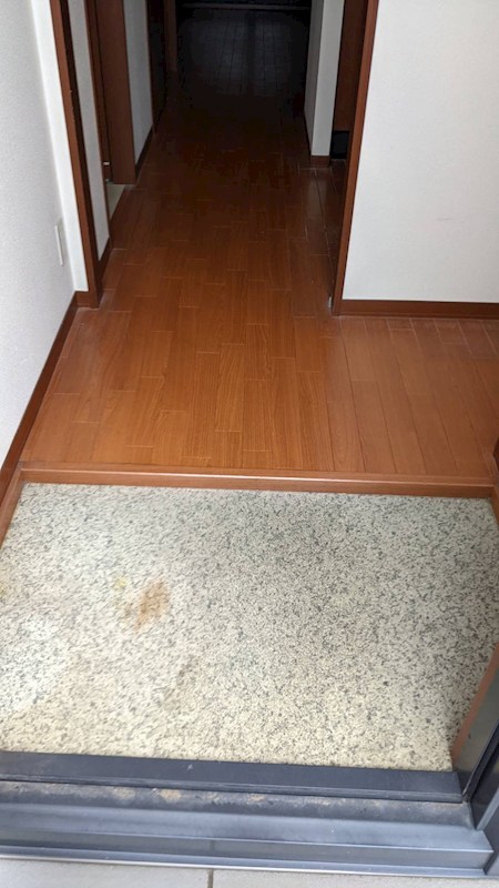 アズールGOTO 玄関