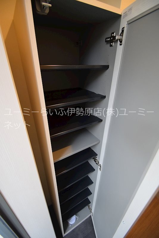 メイ　シェノン その他6