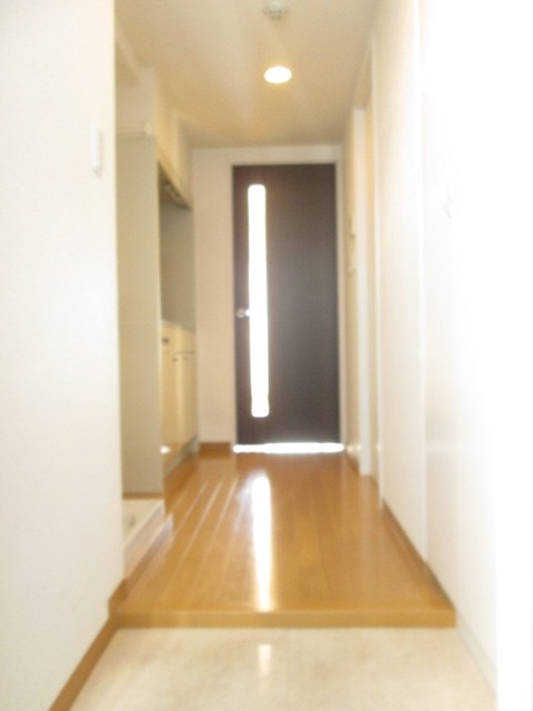 アース湘南台 玄関