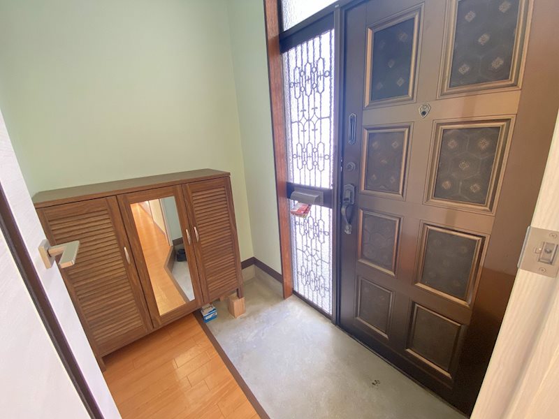 ビレッジオチアイ 玄関