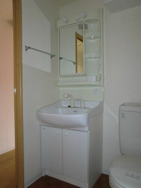 ブレクレール湘南 洗面所