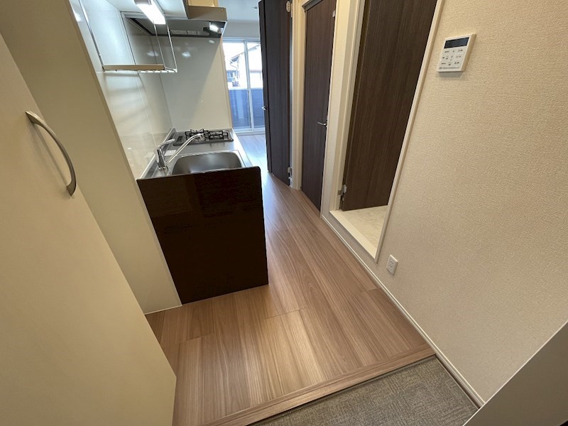 マ・メゾン鵠沼花沢　B 玄関