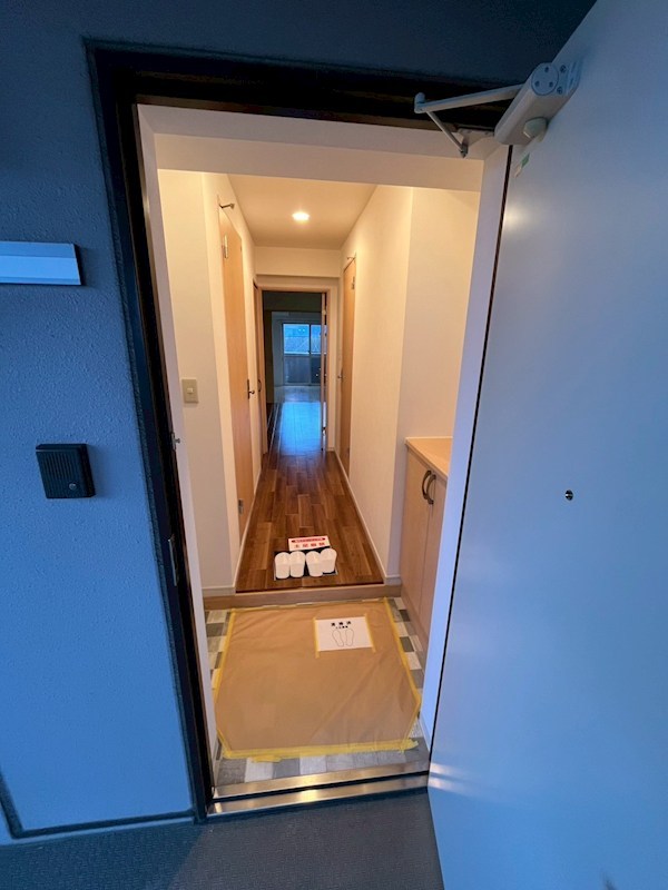 ランドパークスヤマ 玄関