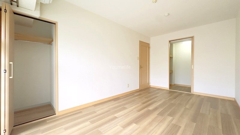 ラトゥール　レジュモー ベッドルーム