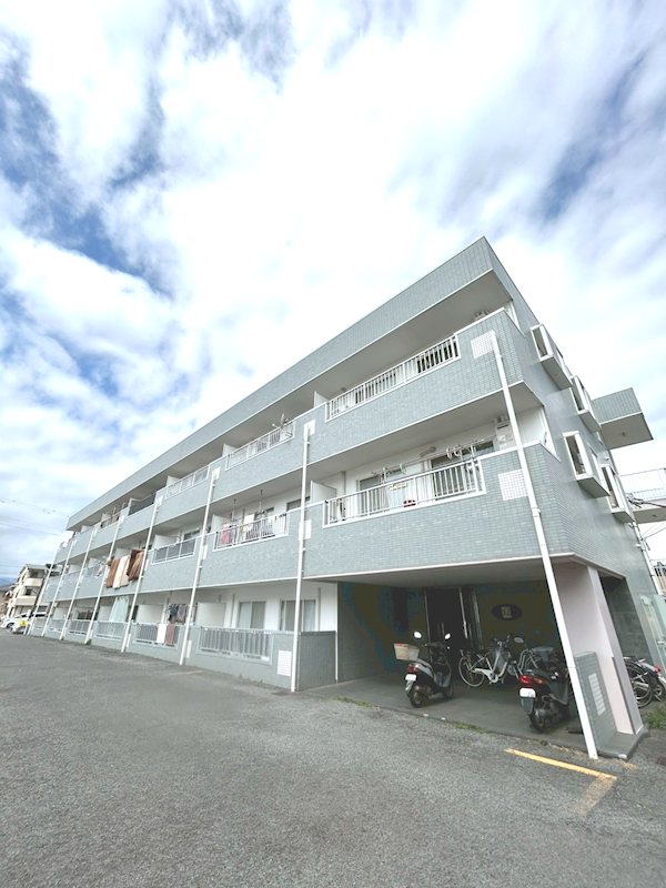 エクレシア 302号室 外観