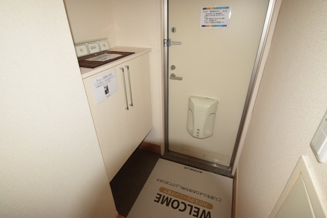 グランモア柳川Ｃ 玄関