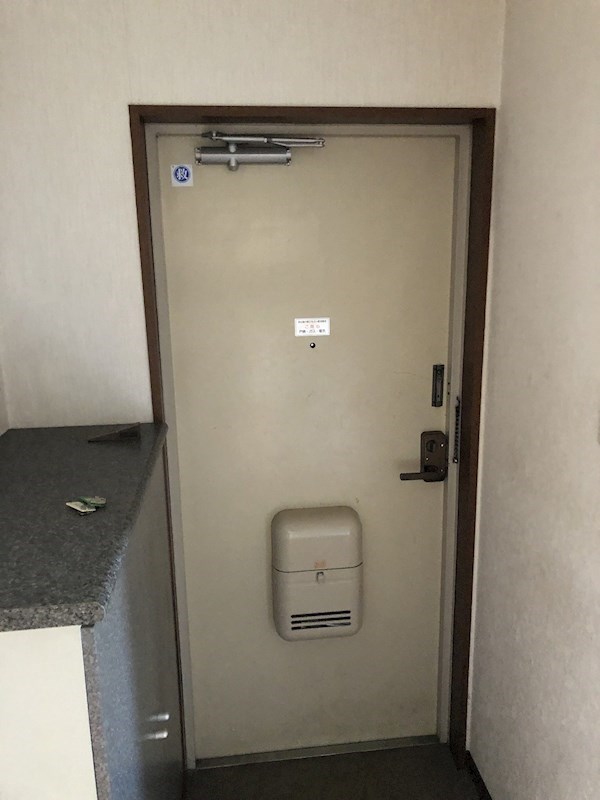 グレイスコート 玄関