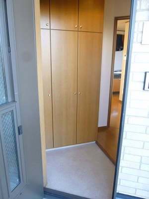 ストゥディオ本町  玄関