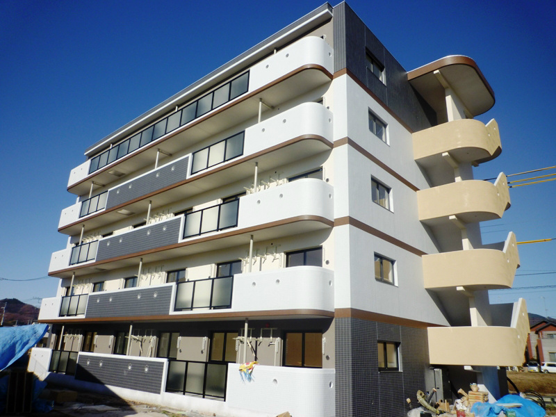 プレイズレイ 304号室 外観