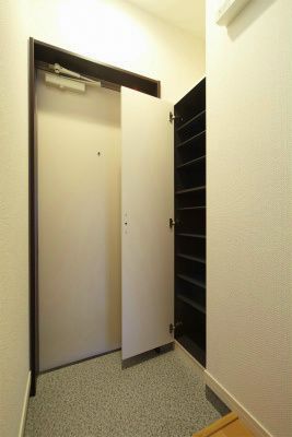 リブリ・浜竹 玄関