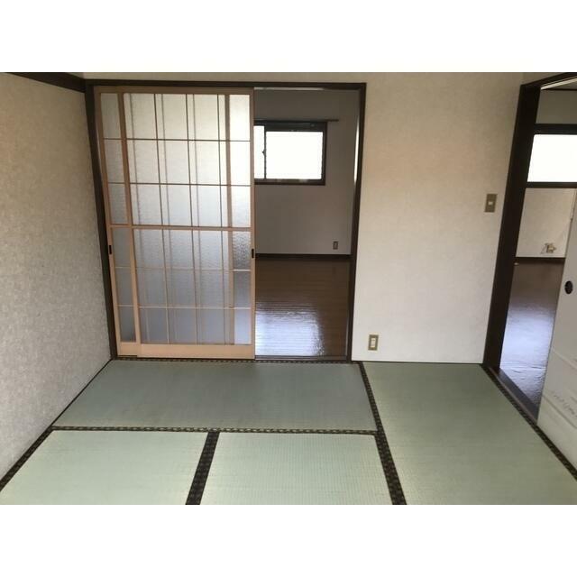 グランデュールパレス リビング