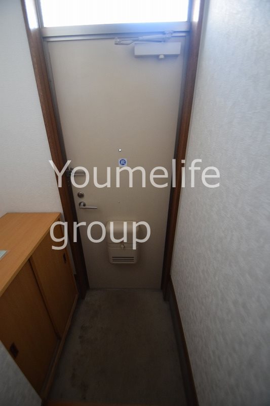 ハイツ飯田岡  玄関