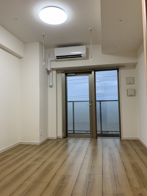 小田急伊勢原駅前マンション リビング