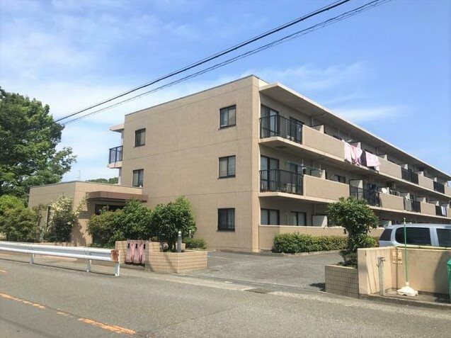 ロイヤルコート寒川 202号室 外観