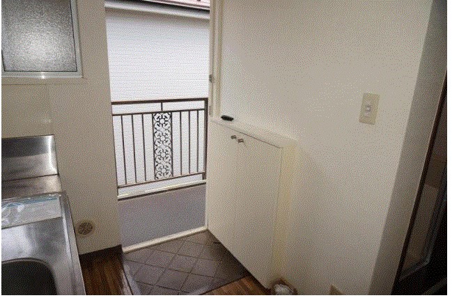 ヒルサイド 玄関