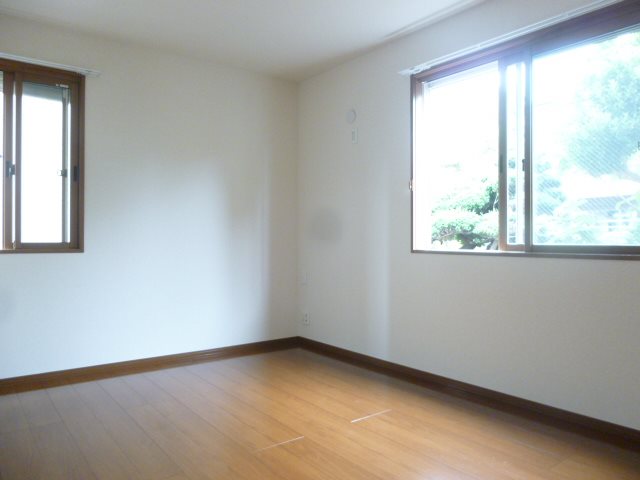 コンフォート壱番館・弐番館Ⅰ ベッドルーム