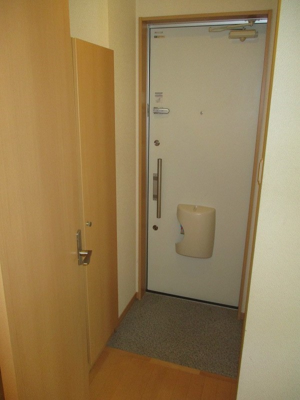 アムール　シュシュⅡ 玄関