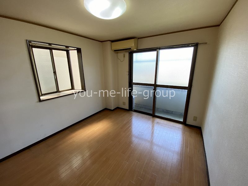 タナック秦野 リビング