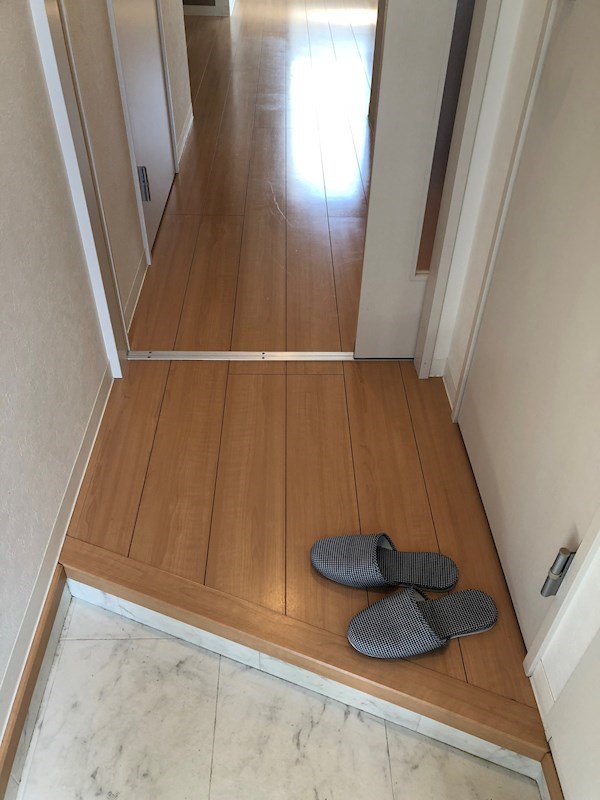 メゾン・アイ 玄関