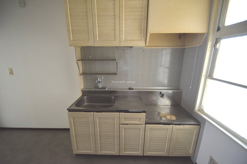 ロイヤルハウス平田 キッチン