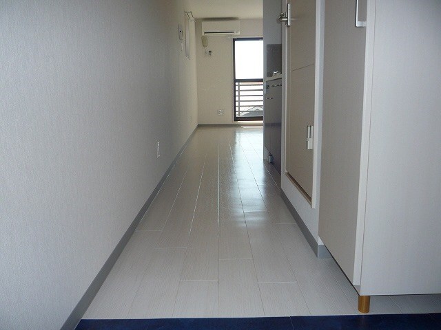 ブルークロス湘南 玄関