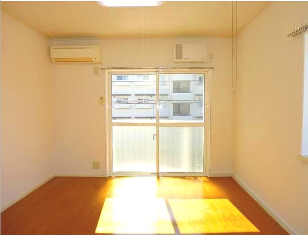 リリーハイム  リビング